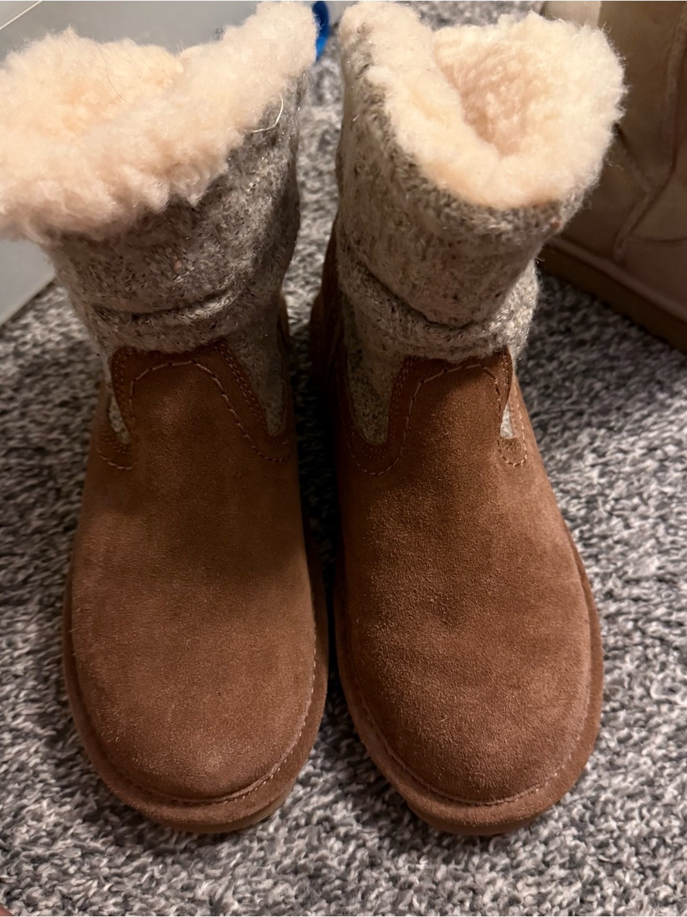 BearPaw Women's Ankle Booties - Cream Shearling Lining